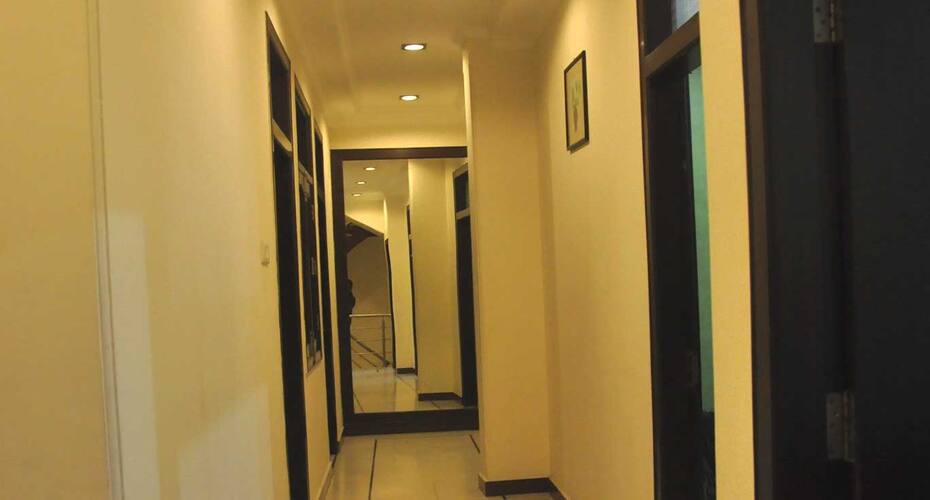 Hotel Corbett Plaza, Corbett 5